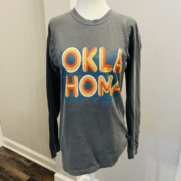 Comfort Colors Tops - Oklahoma “The Rage” Gray Retro Long Sleeve T-Shirt Comfort Colors (A0125) small